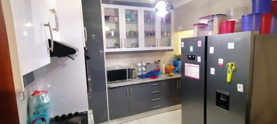 2 Bedroom Property for Sale in Meiringspark North West